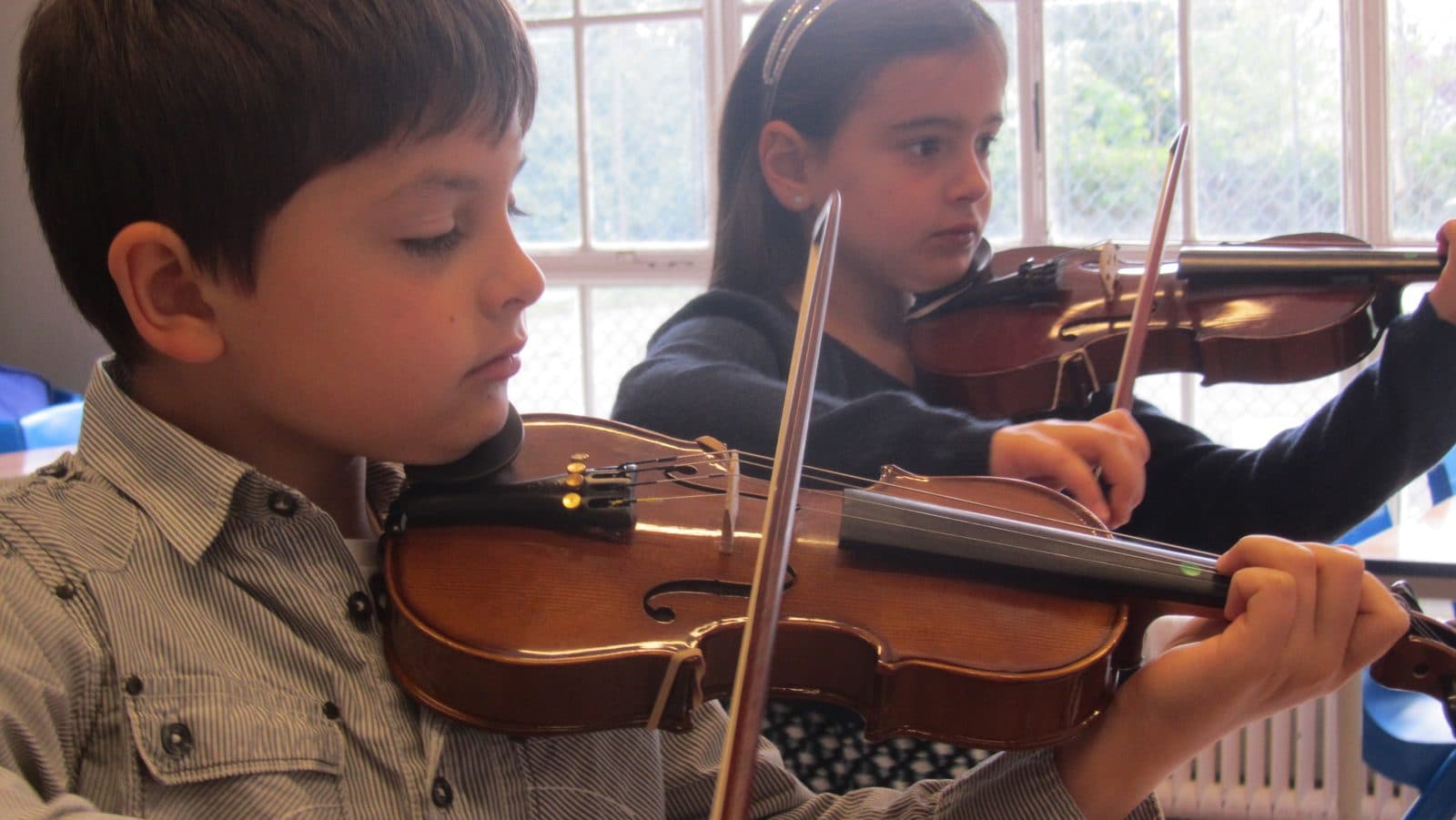 Beginner Group Class - Violin, viola & cello, Youth Music Centre