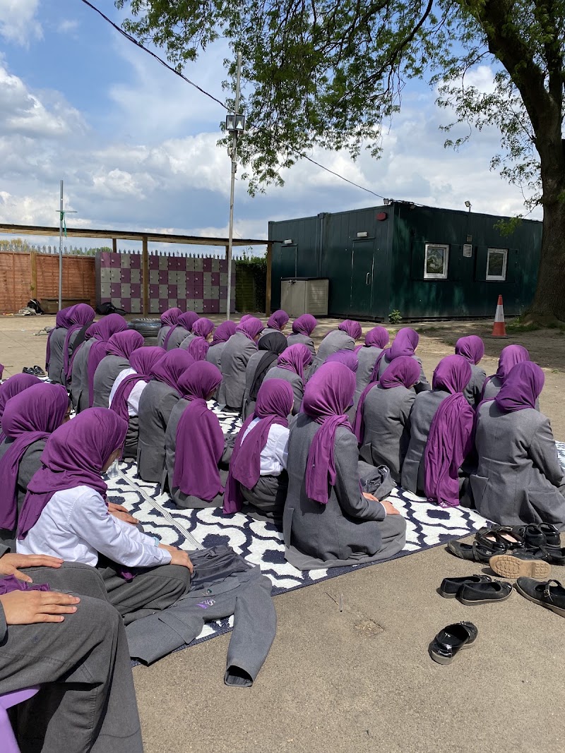 Lady Nafisa School