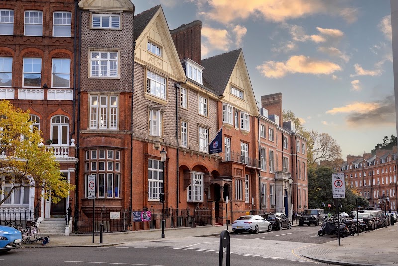 Knightsbridge School