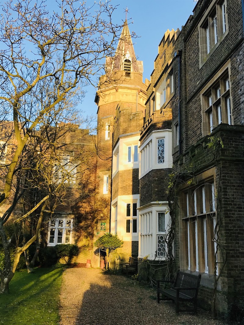 Aldenham School